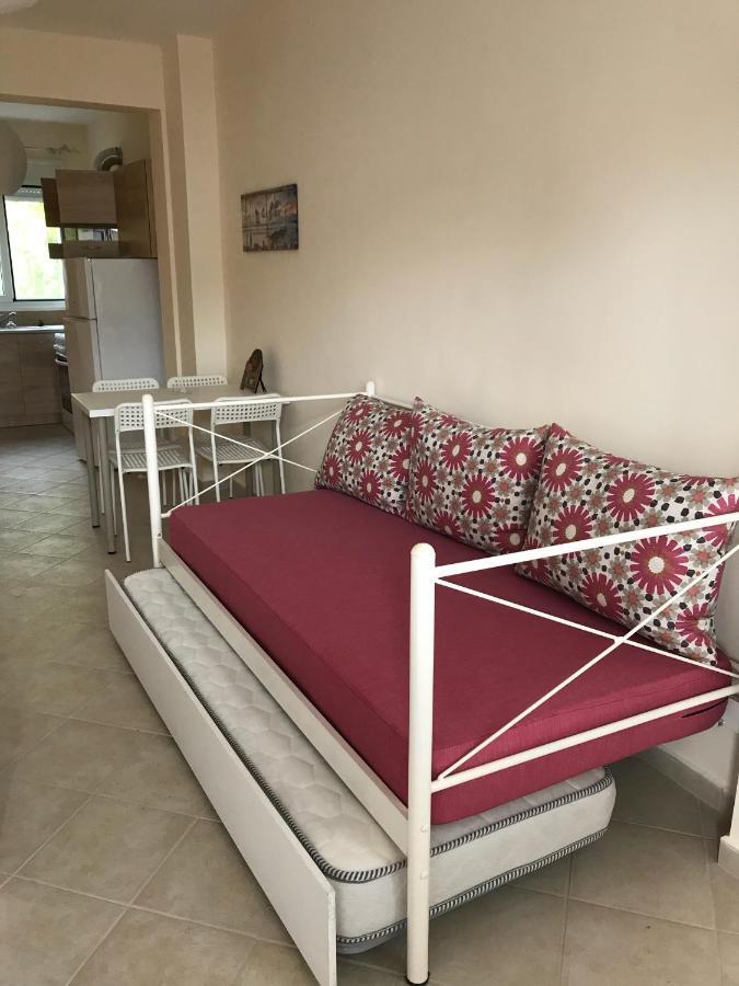 Dimitra'S And Nasia'S Villa Psakoudia Exteriör bild